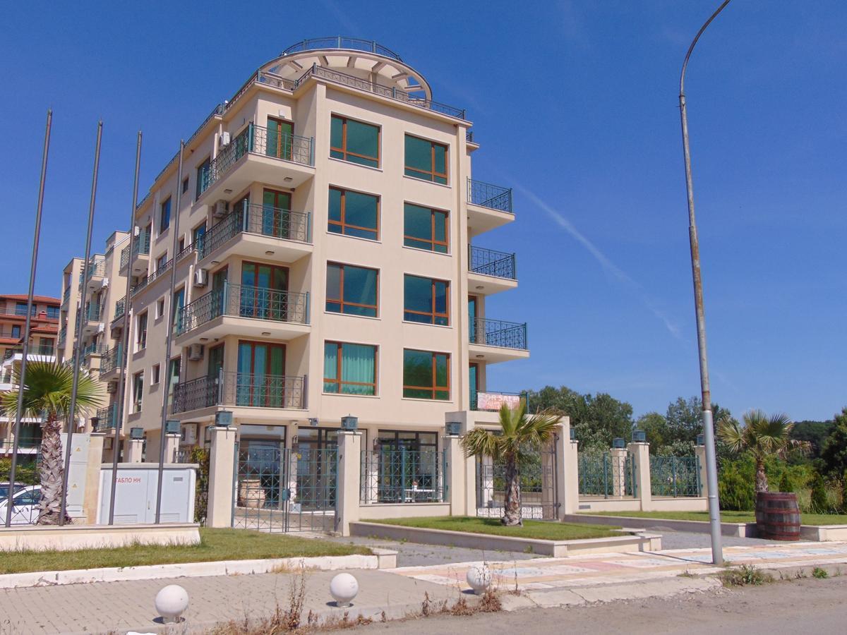 Liberty Residence Primorsko Exterior photo